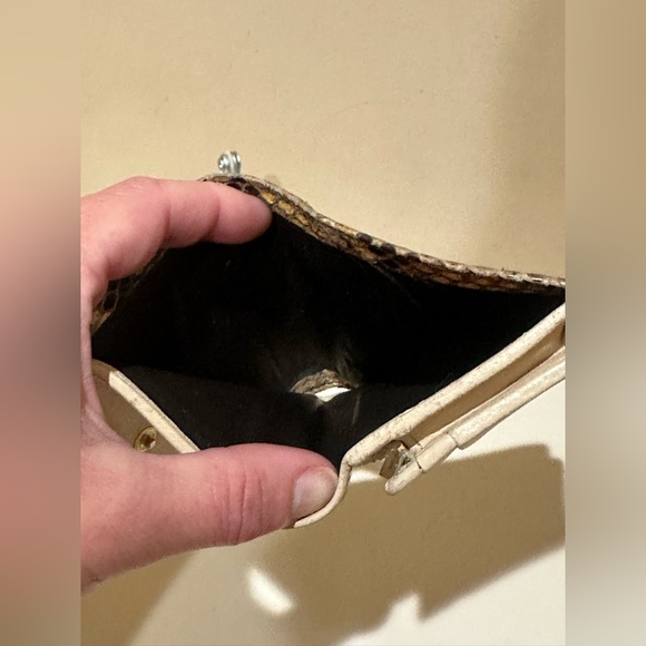 Gucci GG Marmont Python Bifold Wallet - Picture 13 of 16